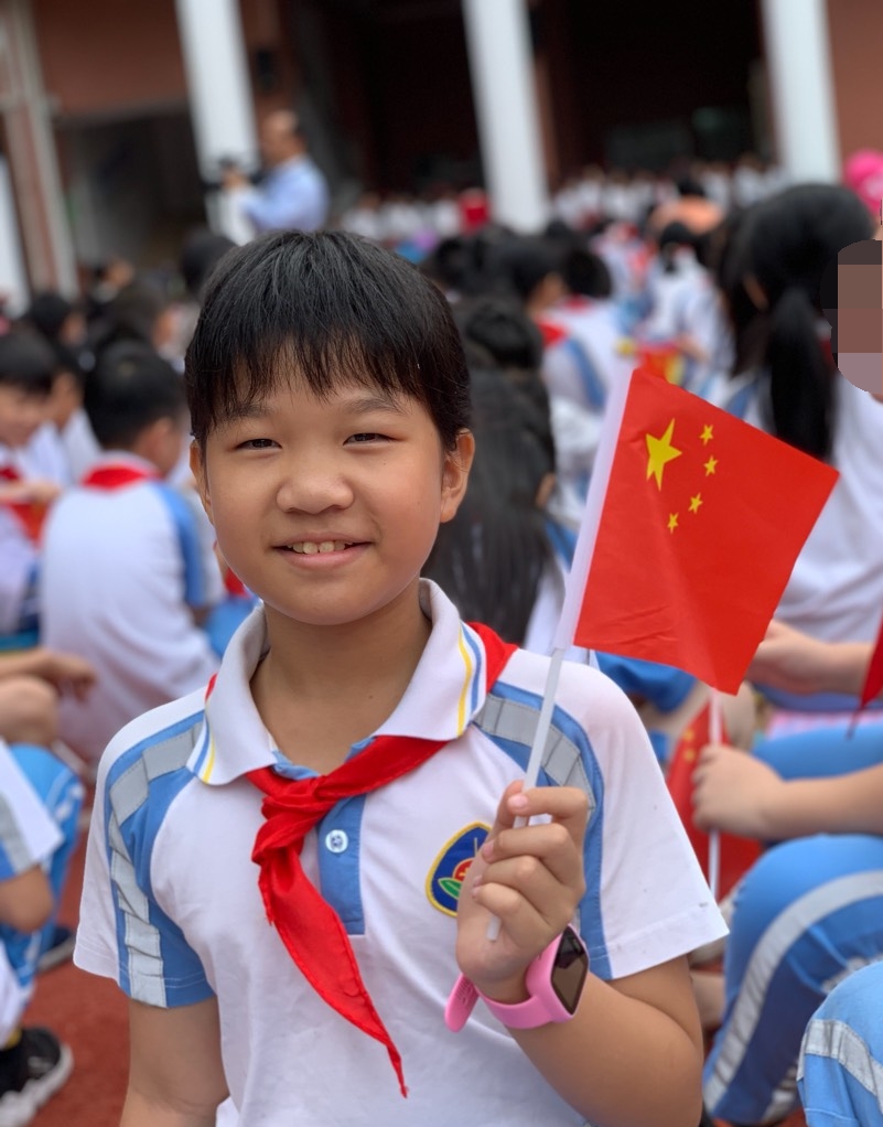 石龙学校/单位:石龙镇中心小学指导老师:顾玉华个人简介我叫陈建豪